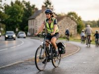 Rouler en toute sécurité à vélo : les conseils à connaître absolument