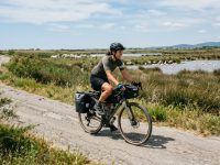Découvrir la Camargue à vélo : itinéraire au départ d’Arles dans le delta du Rhône