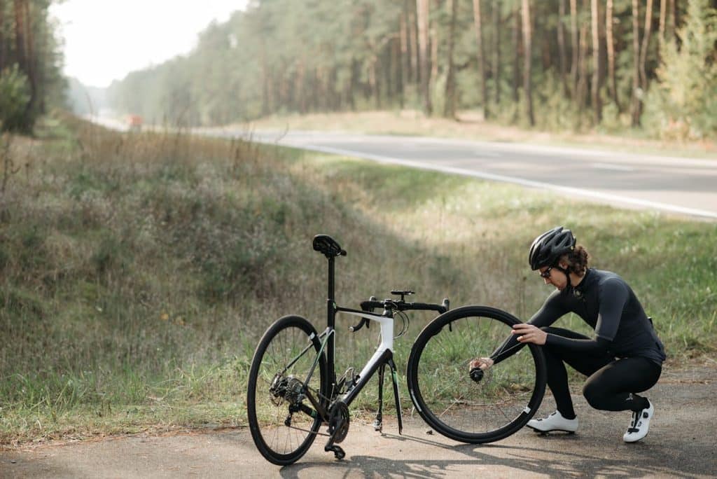 roues vélo réparer