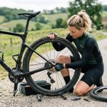 Réparer son vélo : comment remplacer une roue ?