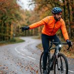 Vélo en automne : les bons gestes pour rouler en toute sécurité